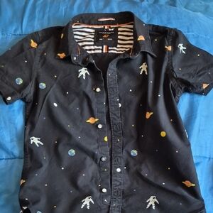 Denim & Flower Black Short-Sleeve Button-Down Shirt with Space Print